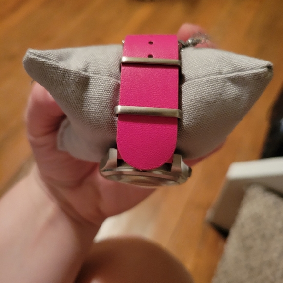 NWT TOKYObay Pink Women\'s or Girl\'s Watch main image 8
